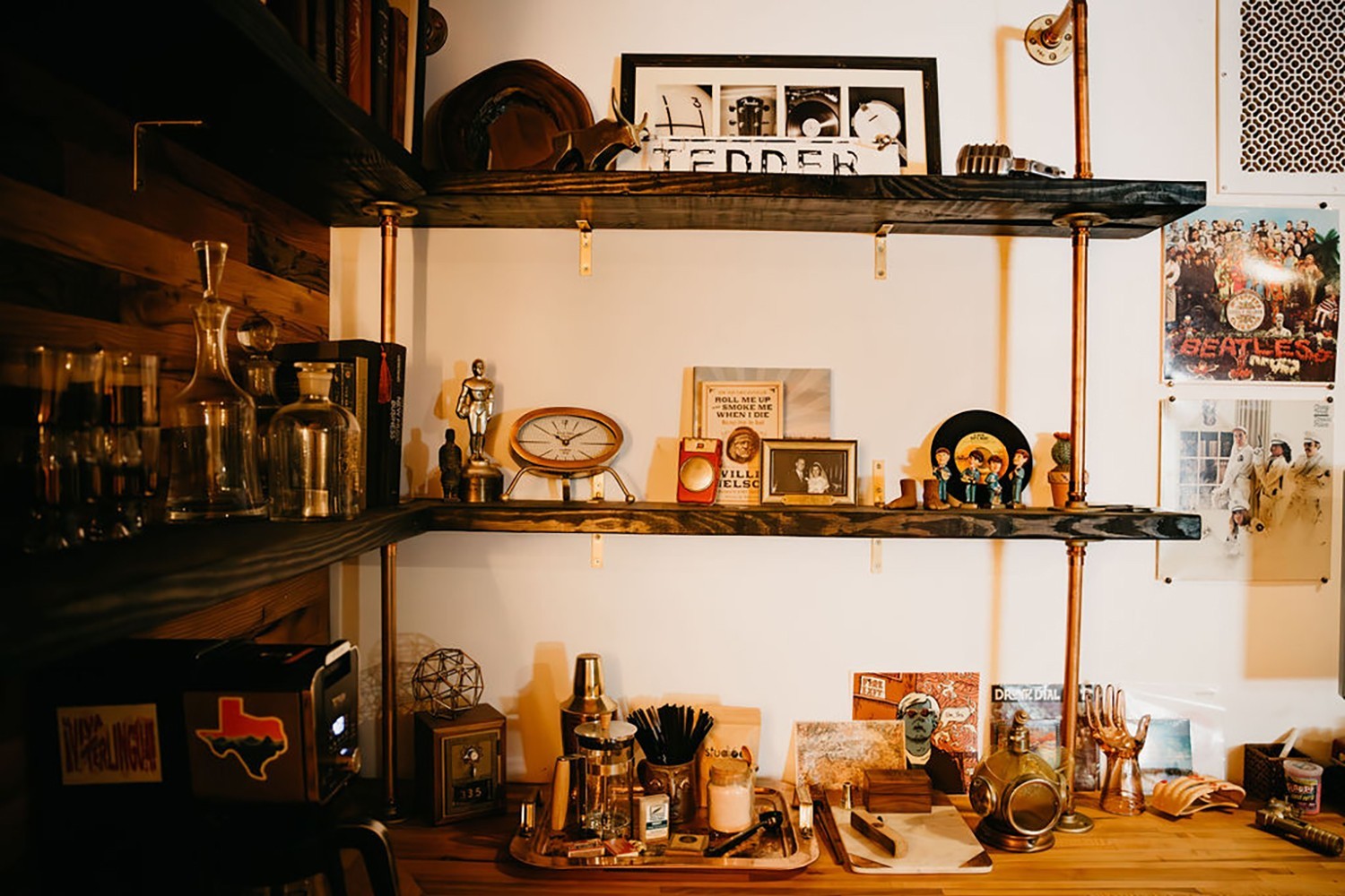 9 Tchotchkes